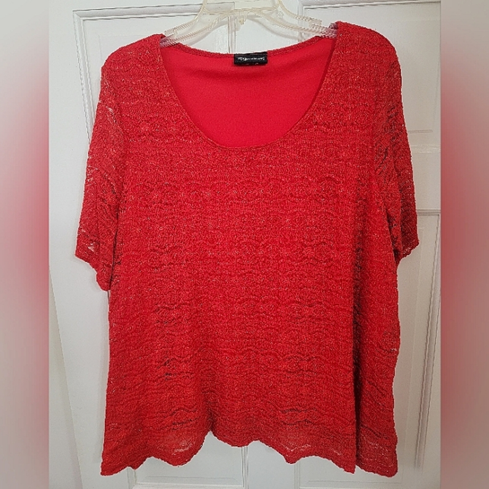 Maggie Barnes Ladies Top Plus Size